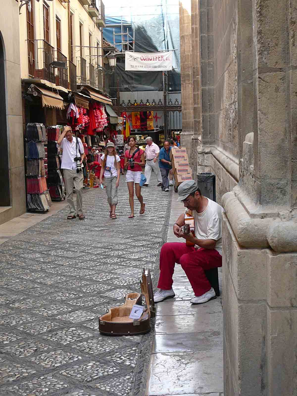 スペイン　グラナダの路地裏