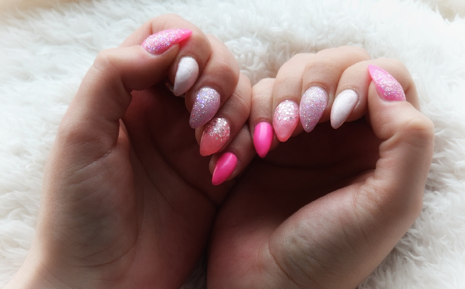 Nagels gecreëerd door Kim Brouwenstijn