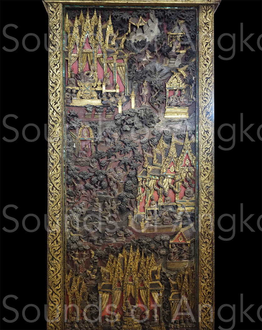 Cabinet en bois sculpté pour conserver les manuscrits bouddhistes. Représentation de la vie antérieure du Bouddha. Côté gauche. Période Ayutthaya, 18e s. Musée National de Bangkok.