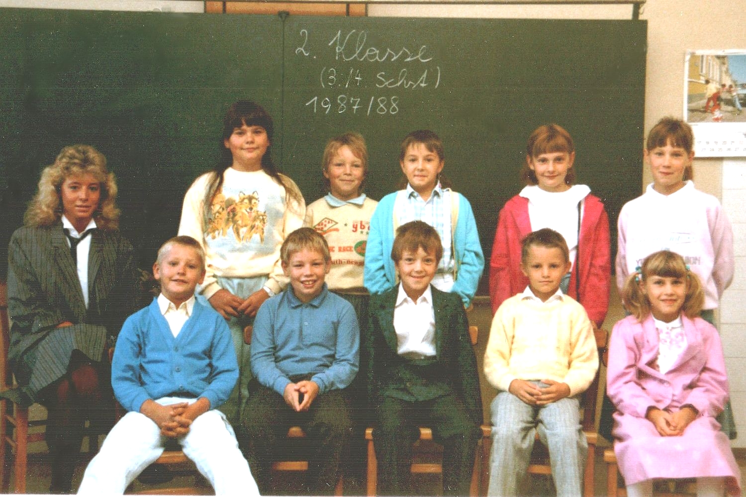 1987-88  2. Kl. (3./4. Schst.) mit KL Michaela Riegler