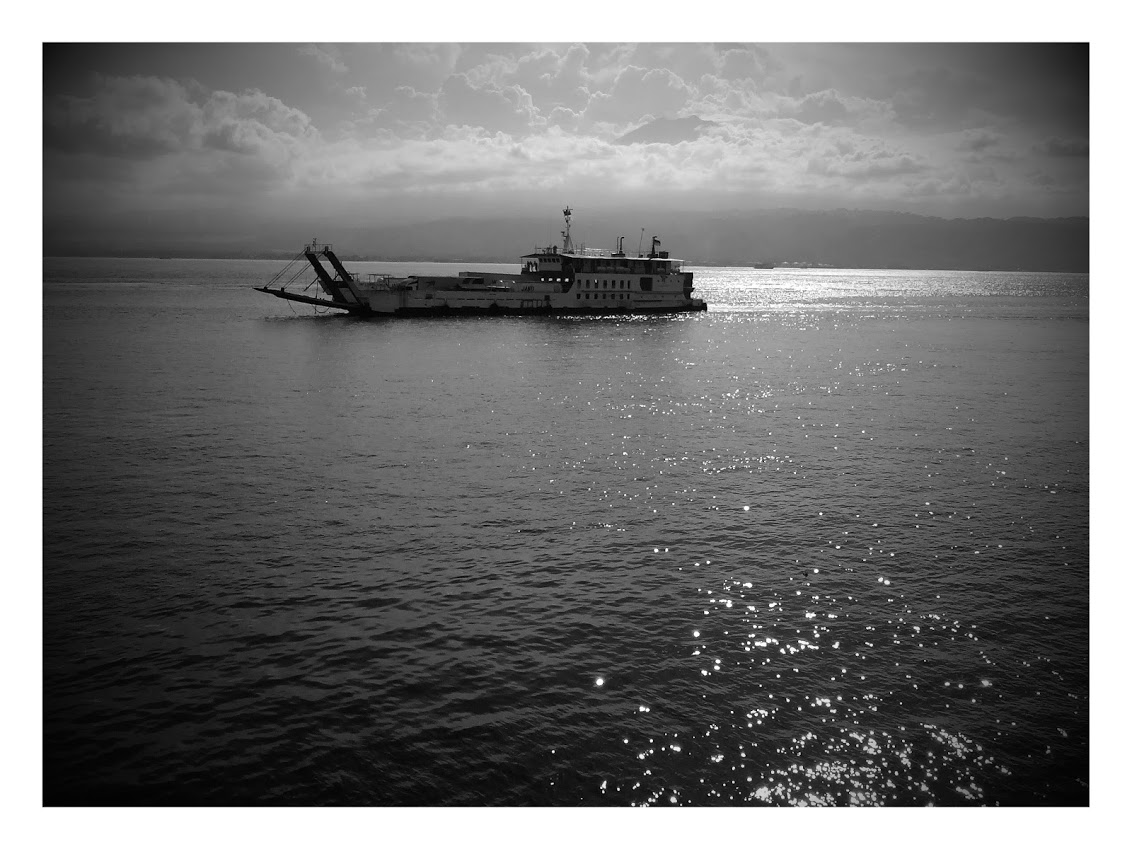 Gilimanuk, ferry reliant Java, Indonésie, mai 2016