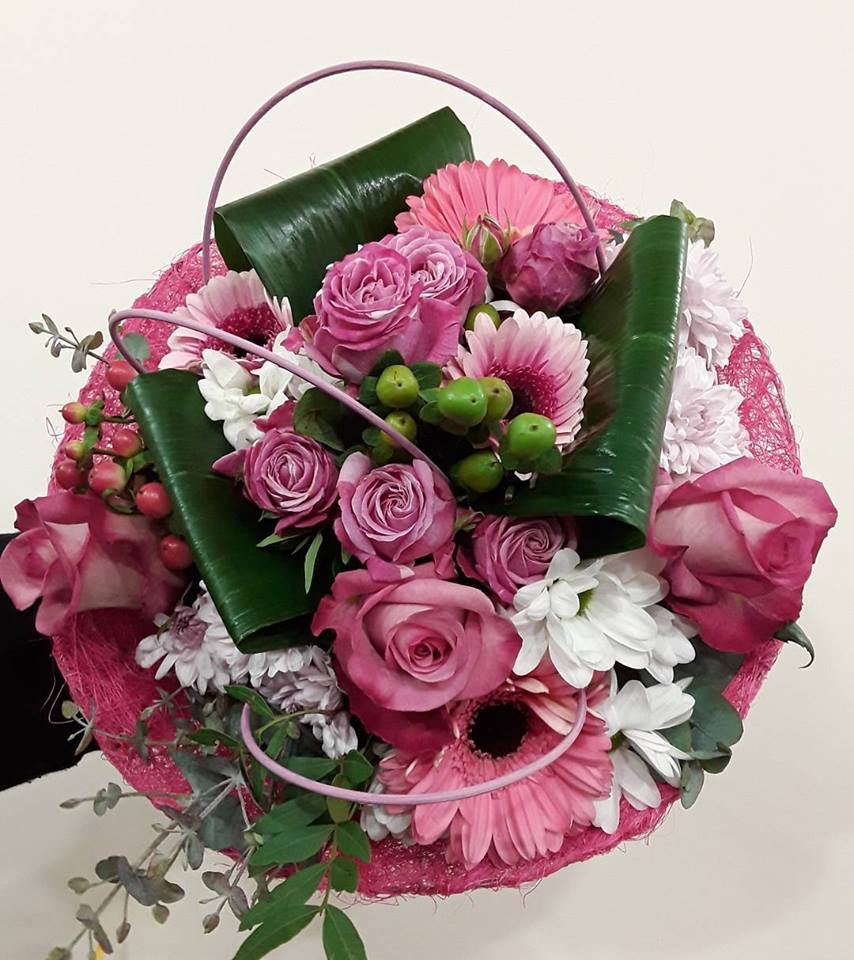 Bouquet de flor variada. 