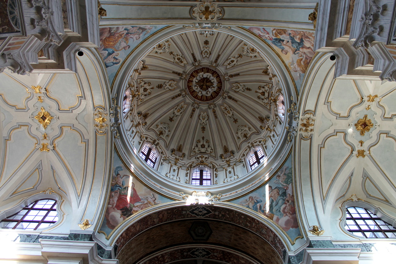 Basilica Cattedrale "Maria SS. della Madia" - La cupola e i quattro pennacchi raffiguranti gli Evangelisti