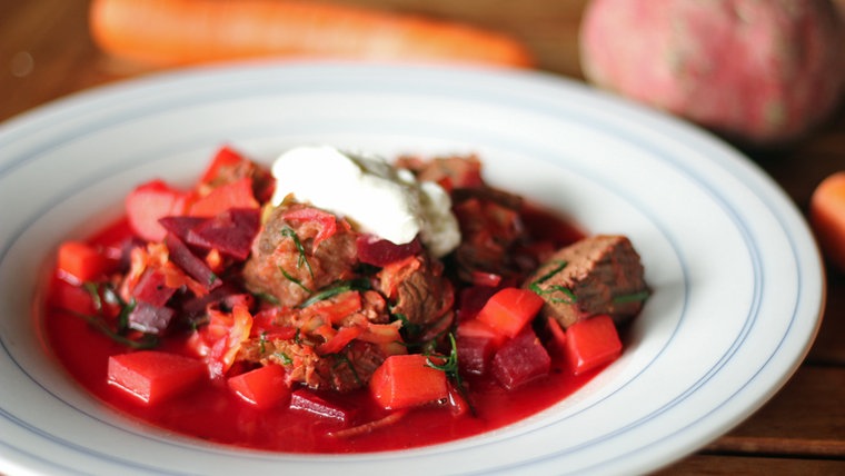 Rezept Borschtsch Mit Rindfleisch Rainer Sass Der Ndr Fernsehkoch 