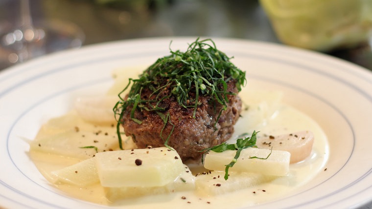 Rezept: Wildfrikadellen mit Kohlrabi - Rainer Sass, der NDR Fernsehkoch