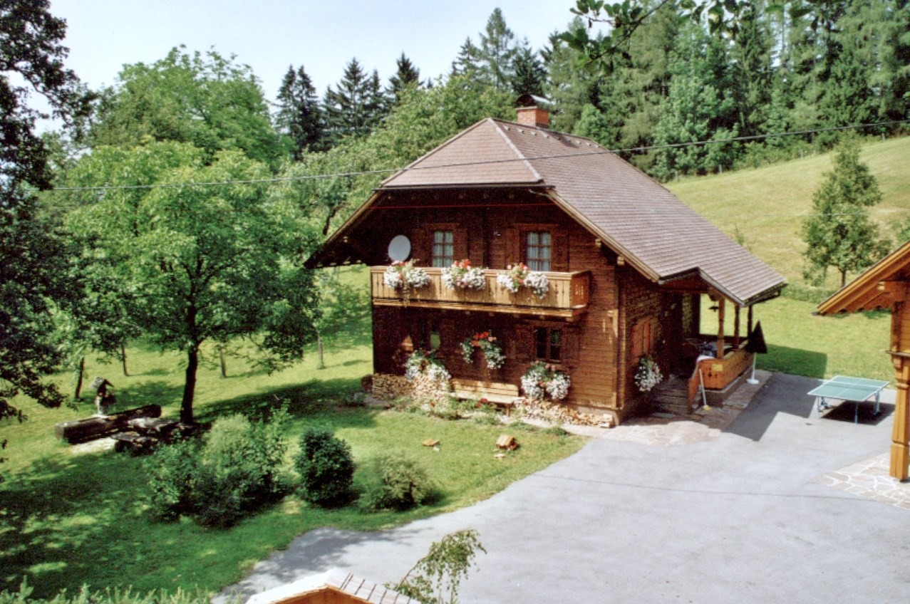 Bio-Blockhaus Koglerhütte mit Garten