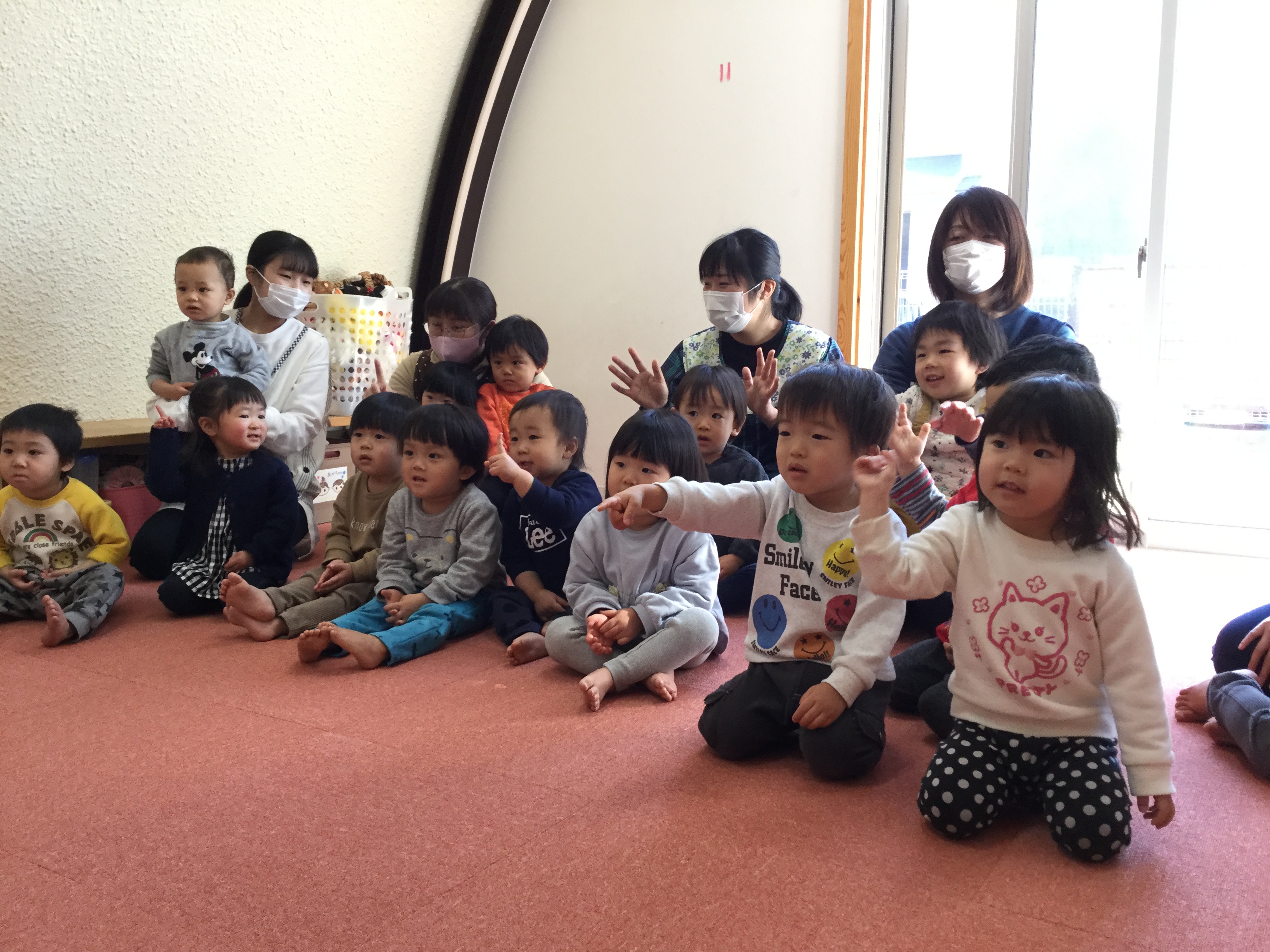 　みんな、楽しそうに見ていました。