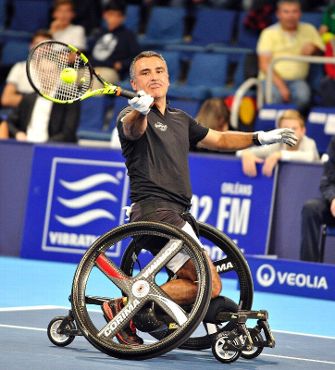 stephane houdet tennis handisport paralympique champion fauteuil professeur xavier X-men