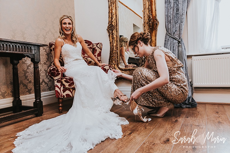 fun and natural wedding photography