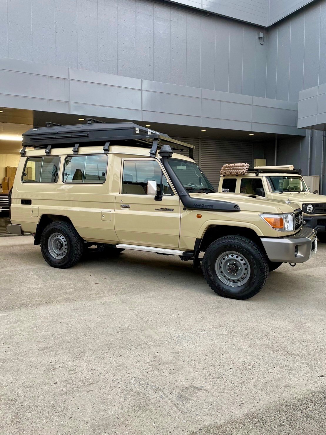 78プラド アルミ製 ルーフキャリア 当時物 78プラド アルミ製 ルーフキャリア 当時物 高級品！！ARBルーフ