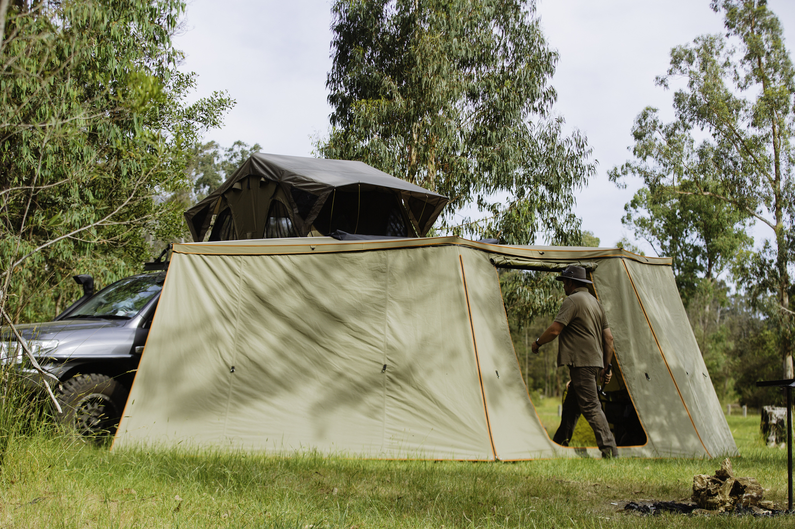 TENT & AWNING - ルーフラックとキャンピングギアのFRONT RUNNER TENT & AWNING - ルーフラックとキャンピングギアのFRONT RUNNER