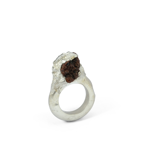 Einzelstück: Ring 925/- Silber, Lavagestein, Sandgusstechnick