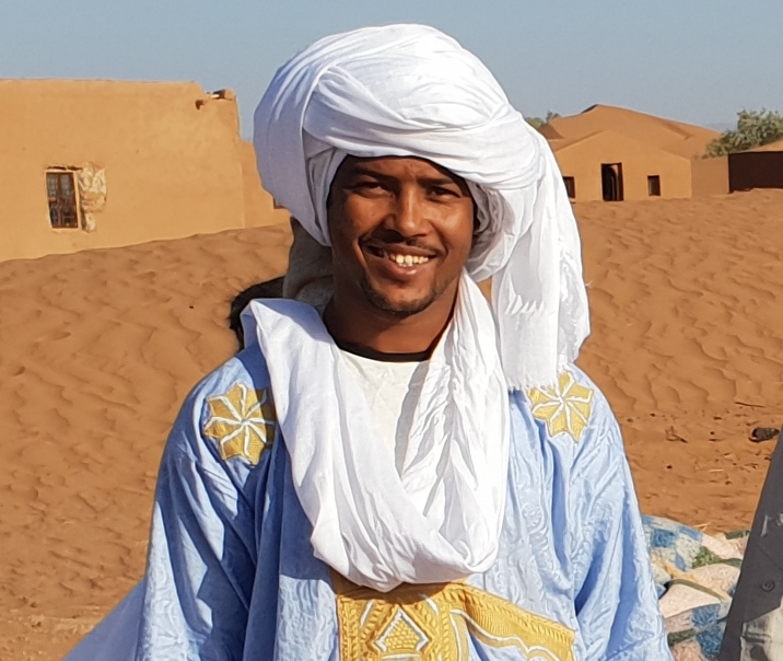 Voyage et trek en famille dans le désert marocain avec l'agence locale Mélodie du désert