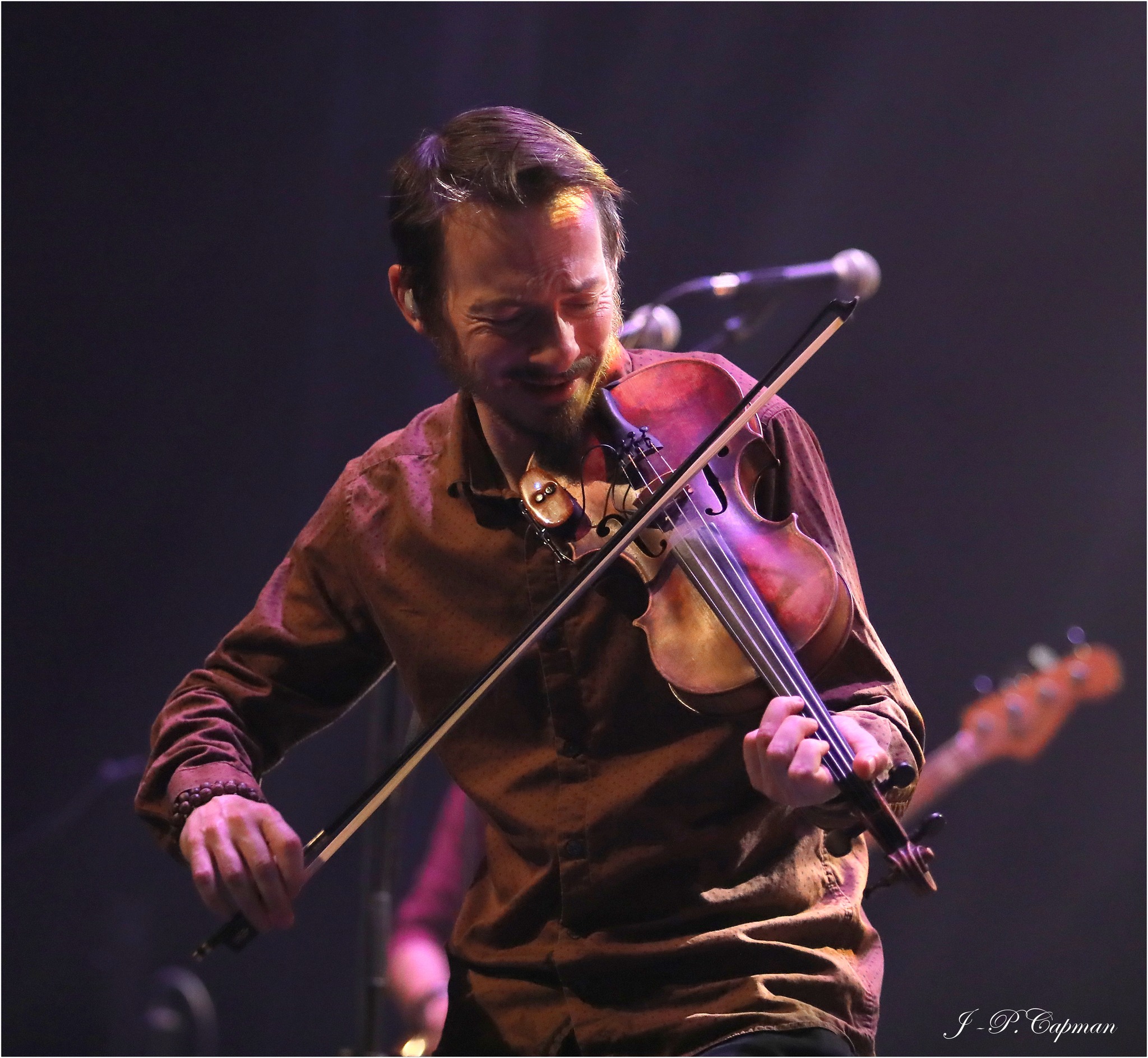 Gaby Violon, Chant