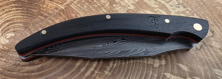 Damastklappmesser aus der Telchinen-Schmiede