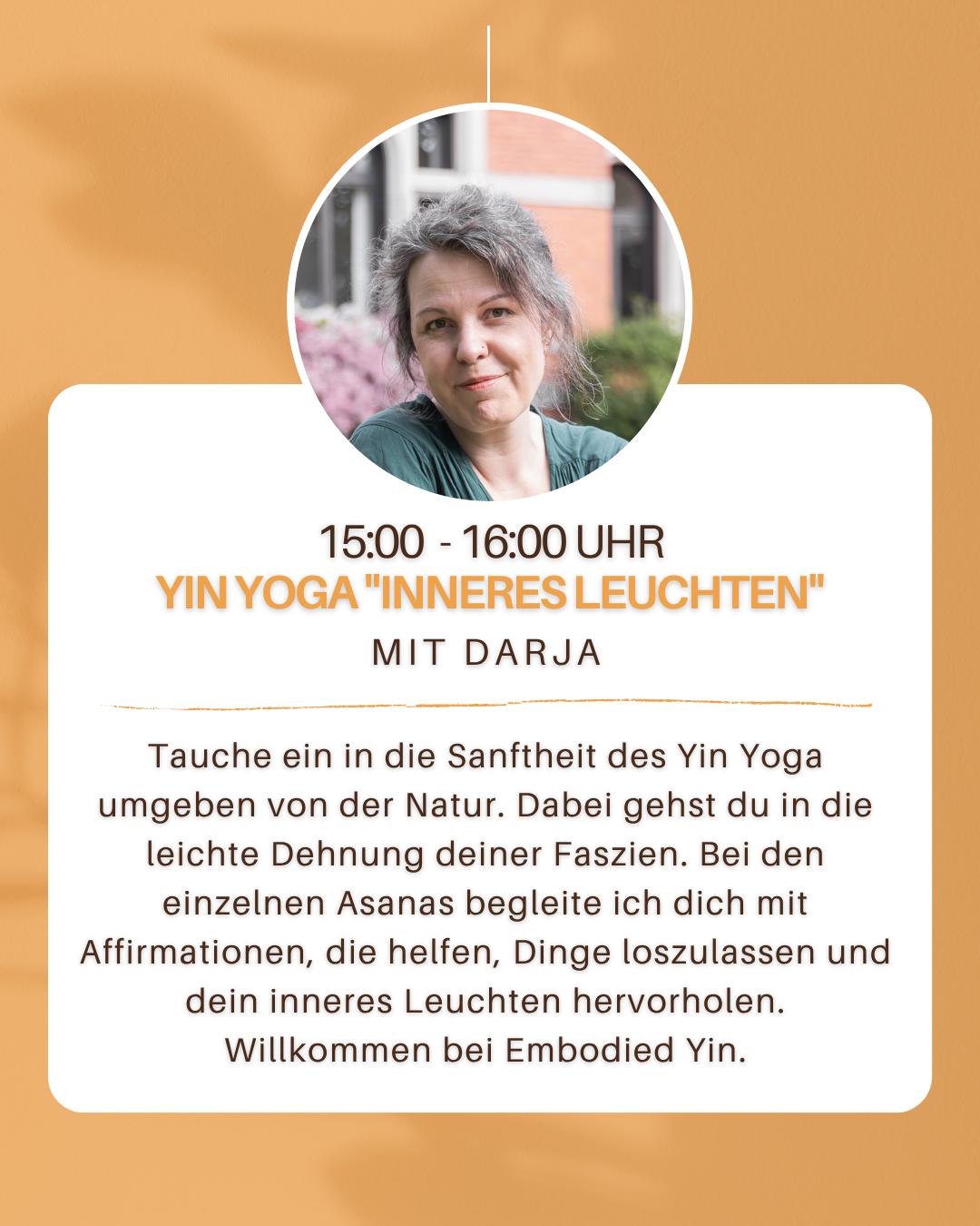Charity YOGA Event Schloßpark Etelsen - Darja