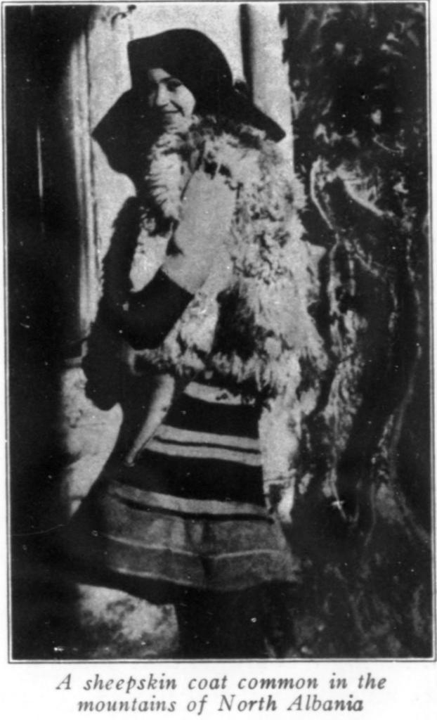 Burimi : The Horn Book Magazine, 2 maj 1928, faqe n°22 – 29