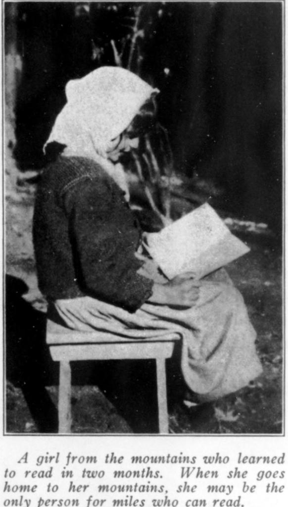 Burimi : The Horn Book Magazine, 2 maj 1928, faqe n°22 – 29