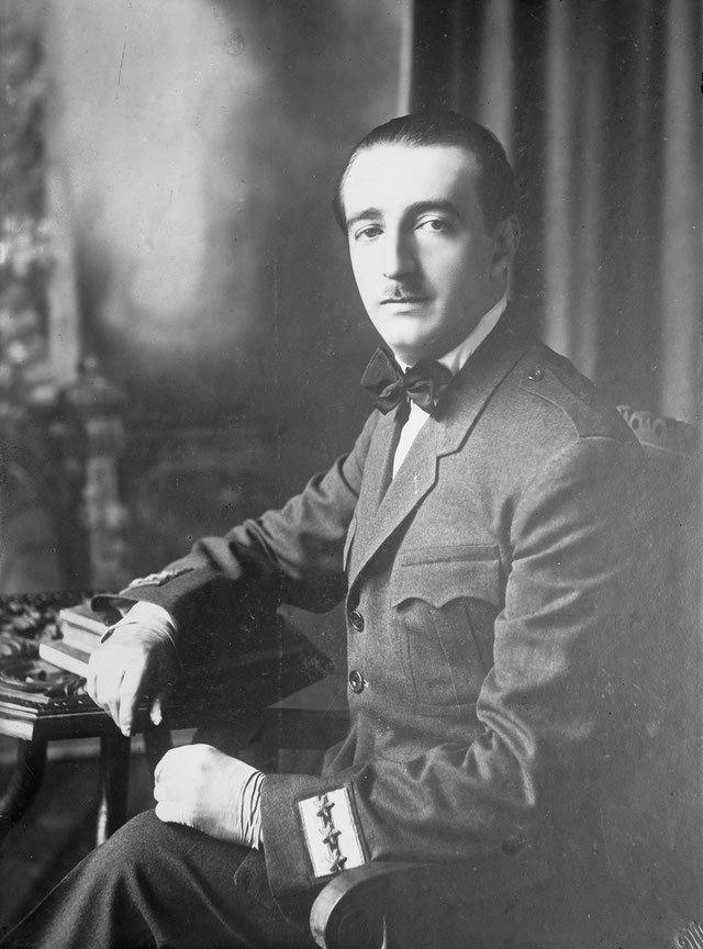 Ahmet Zogu – Mbret i shqiptarëve