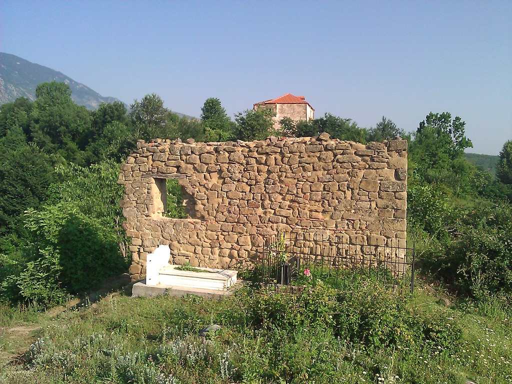 Xhamia e vjetër (L'ancienne mosquée)