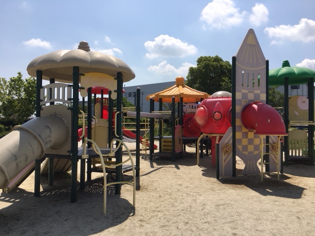 子供とお出かけ 神明公園 遊具 ピクニック ｂｂｑ 節約情報も 名古屋発こどもの遊び場