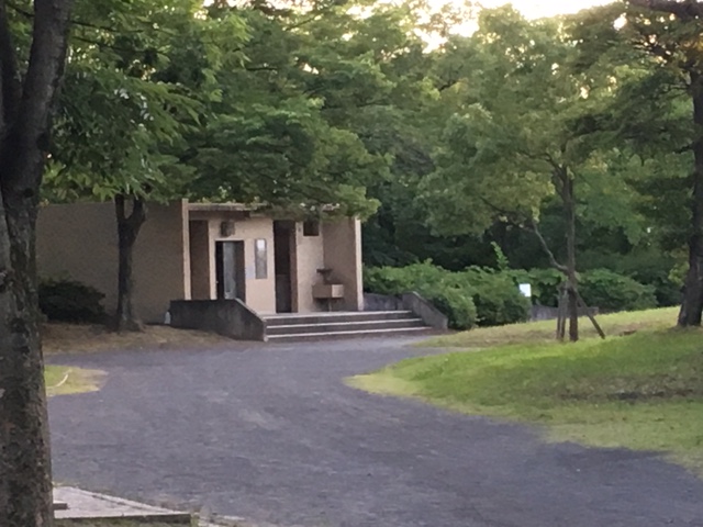 楠公園トイレ・駐車場