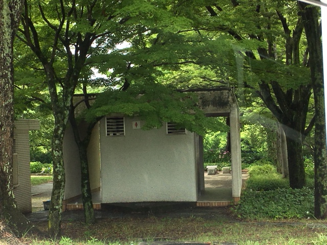 茶屋ヶ坂公園＿トイレ・授乳室・駐車場