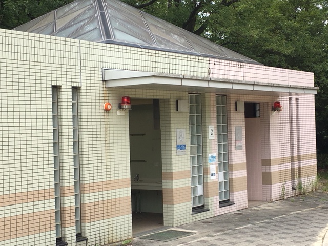 小幡緑地＿西園トイレ・授乳室・駐車場