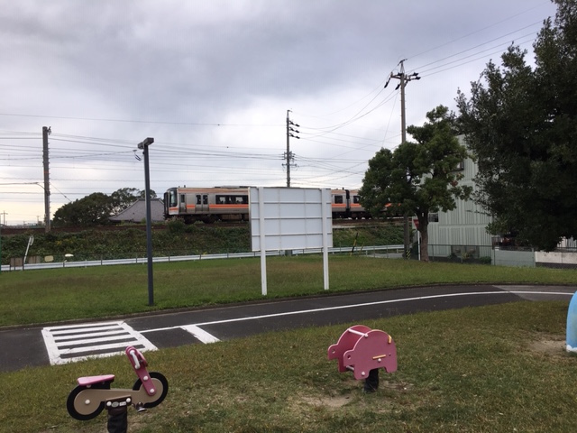 蟹江町交通児童遊園＿ピクニック・芝生広場