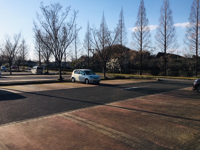 半田運動公園＿トイレ・授乳室・駐車場