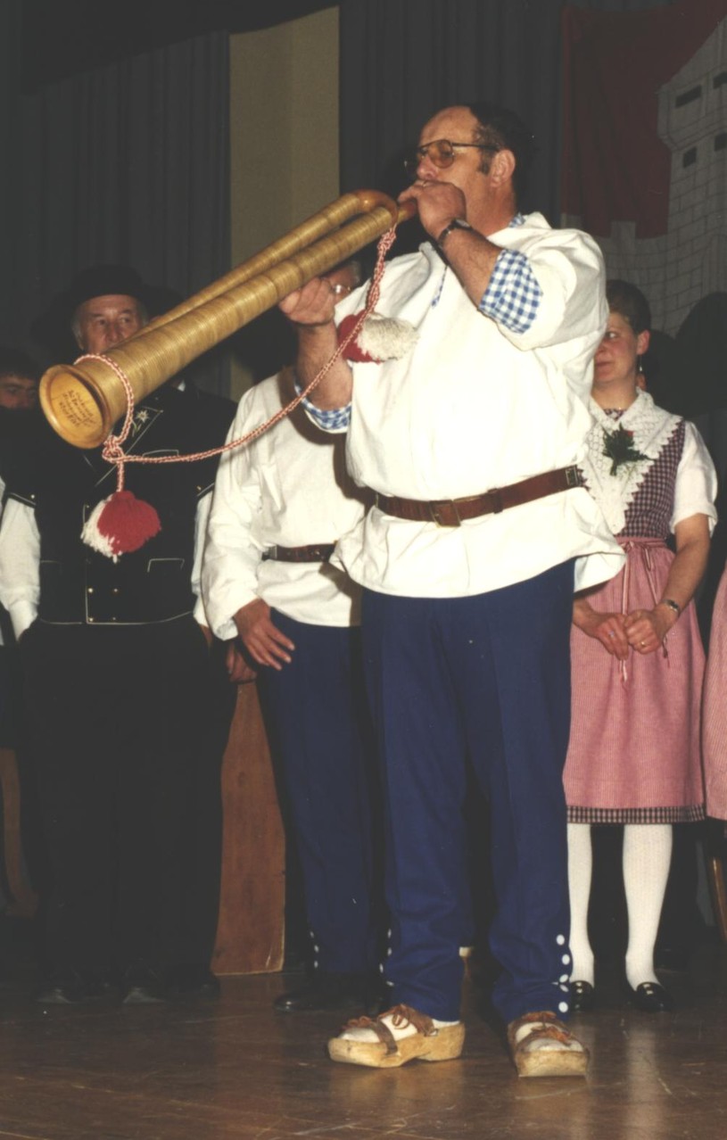 Franz Camenzind als Büchelbläser am Jubiläum 1990