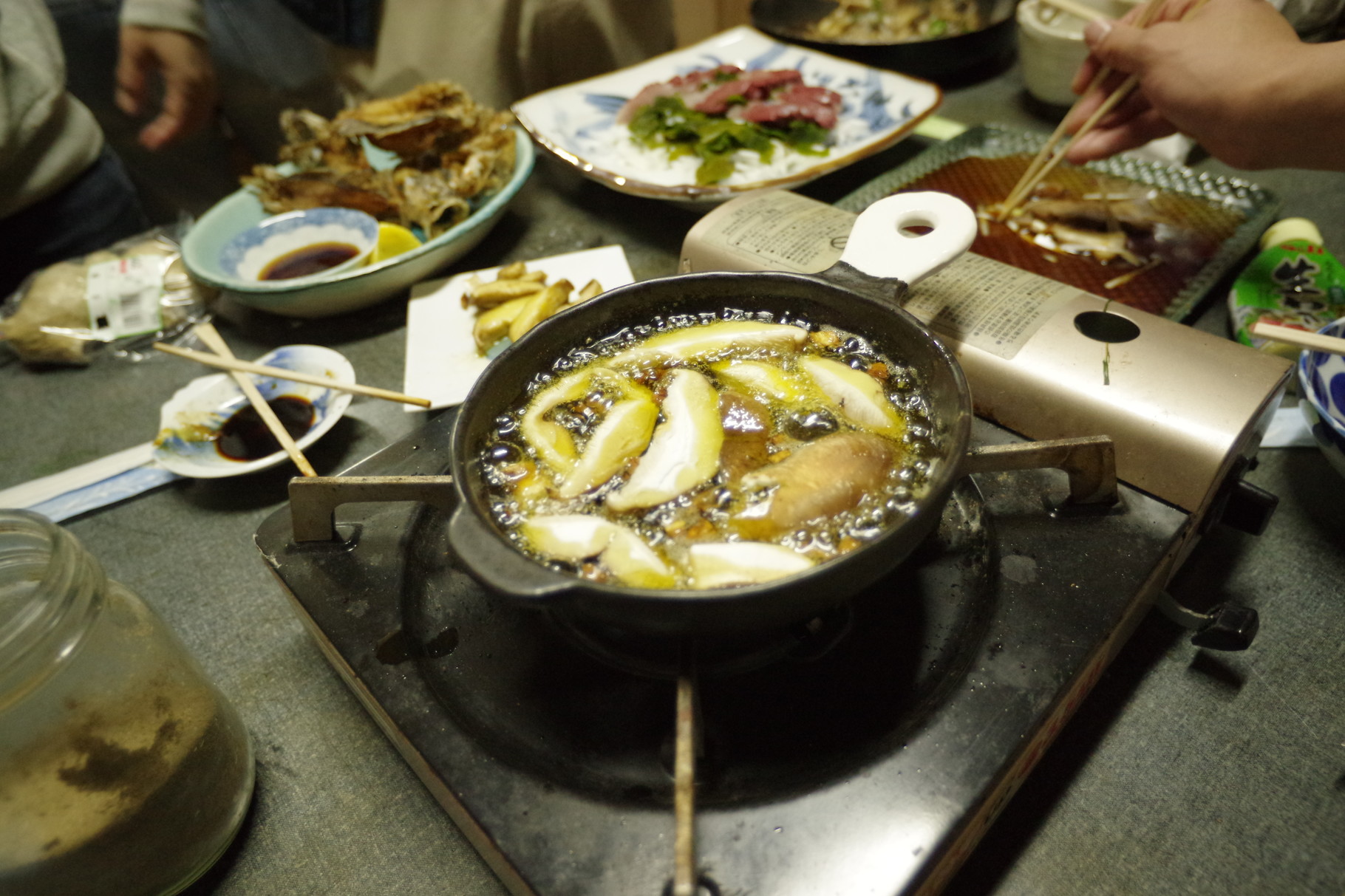 隠岐名物ドデカ椎茸は見事な味わいのアヒージョに♪
