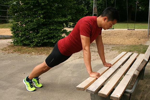 Dr. Matthias Marquardt, MARQUARDT RUNNING Athletik-Uebung: Bergsteiger 02