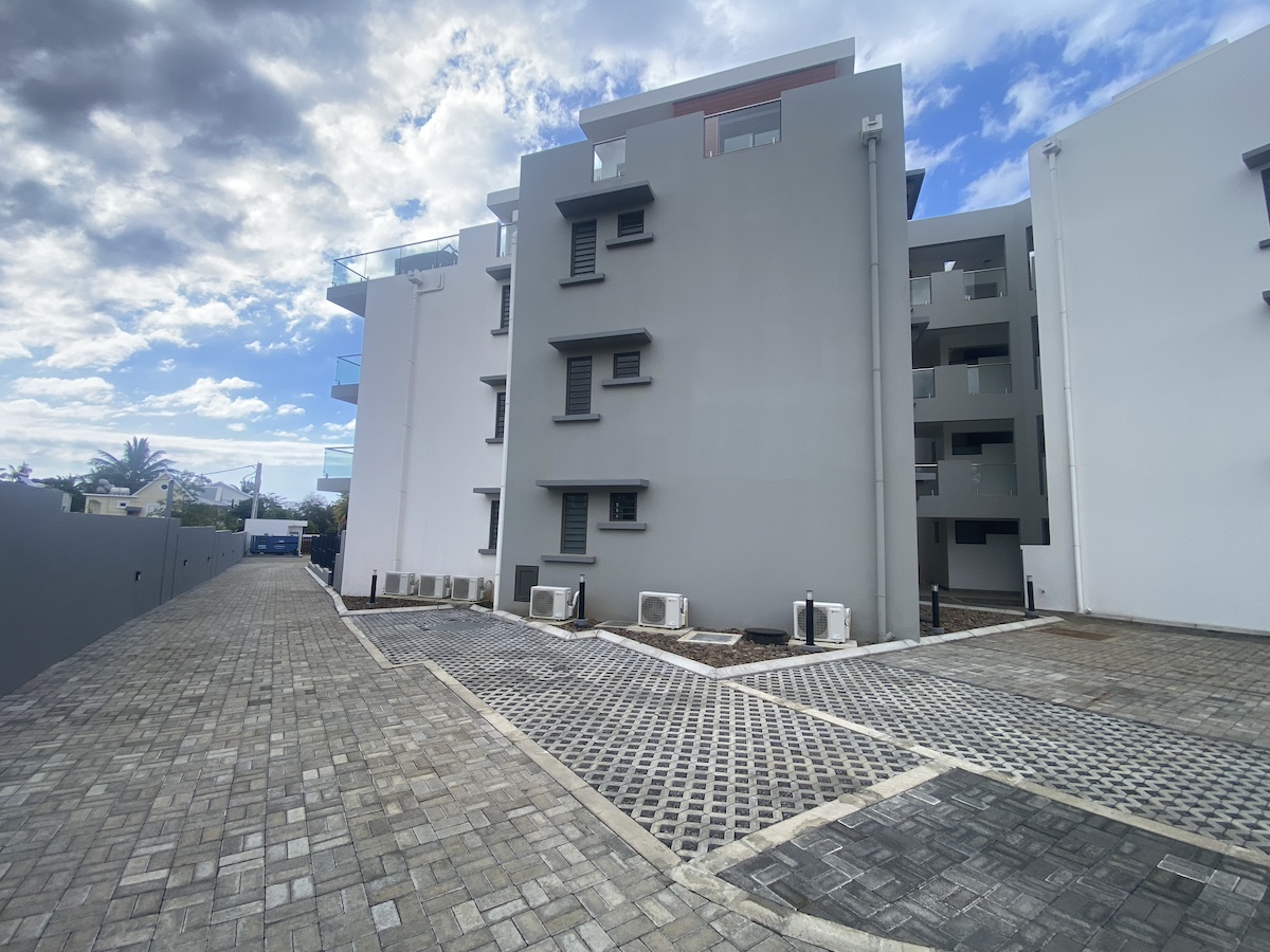 nouvelle résidence SAMUDRA appartements Ground +2 R+2 à TROU AUX BICHES plage à pied nord Île Maurice par JINVESTY