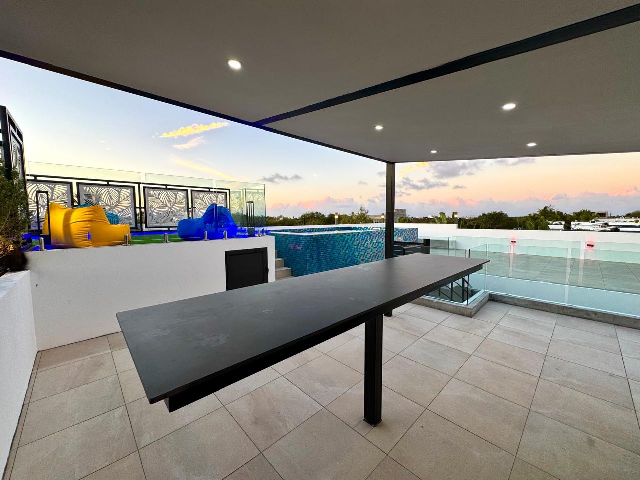 achat et vente immobilier Île Maurice VILLA PENTHOUSE + bureaux d'exception cap malheureux grand baie