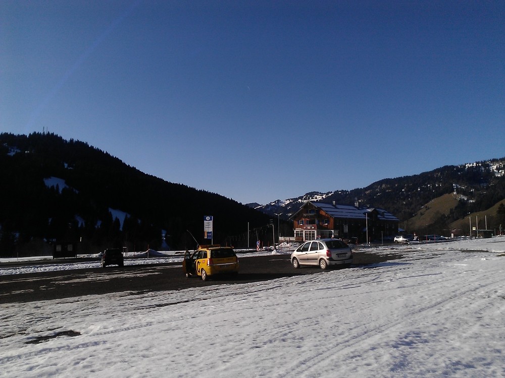 Blick auf wenig Schnee