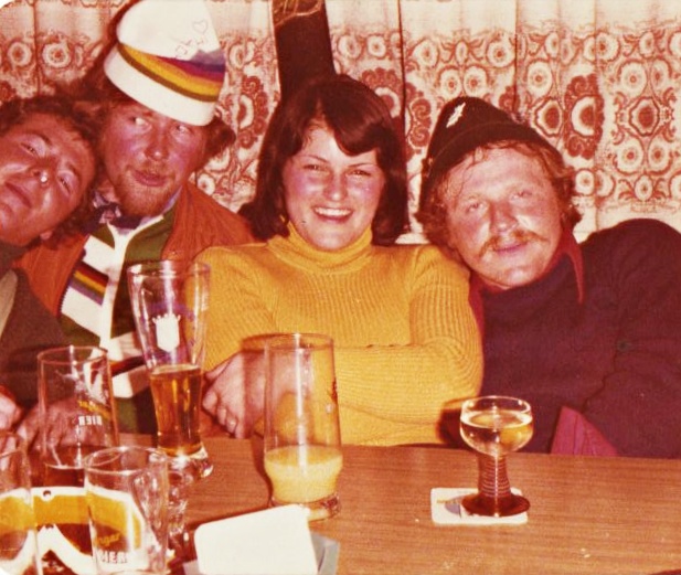 Die Stimmung scheint gut gewesen zu sein. Heidi und Eugen M., Schorschi und Henry