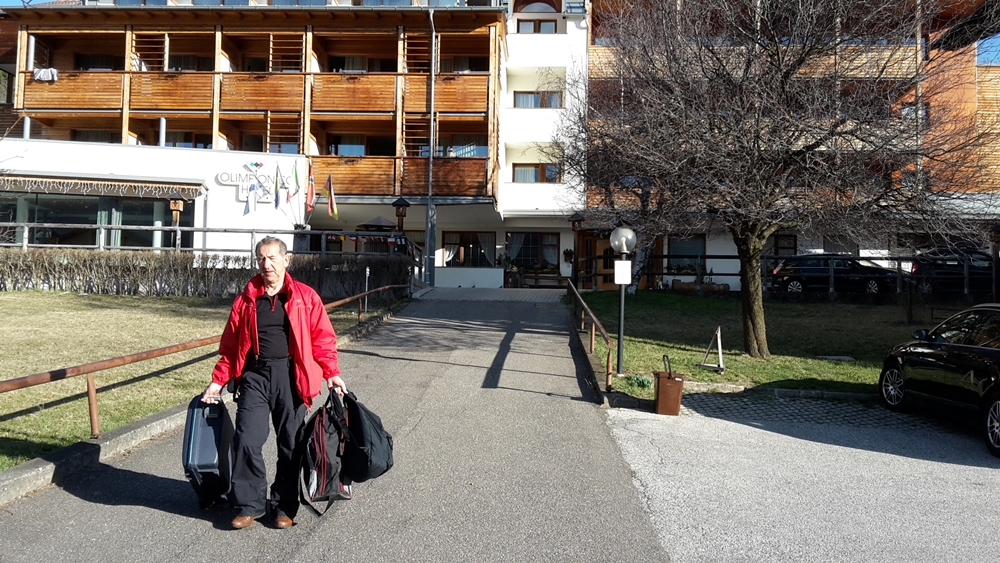 Auschecken aus dem Hotel Olimpionico