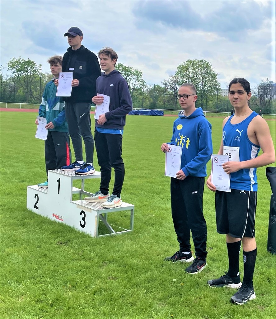 200m U18 Johann 3., Hady 6. Rang