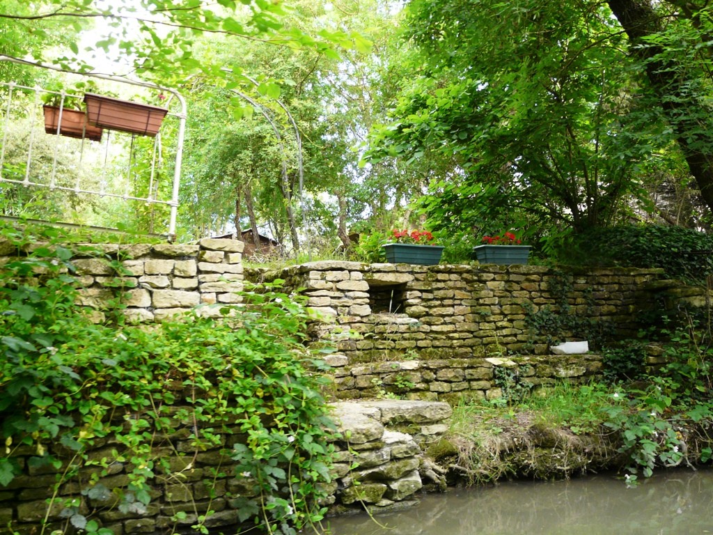 Les habitations du marais ont un côté rue et un côté canal