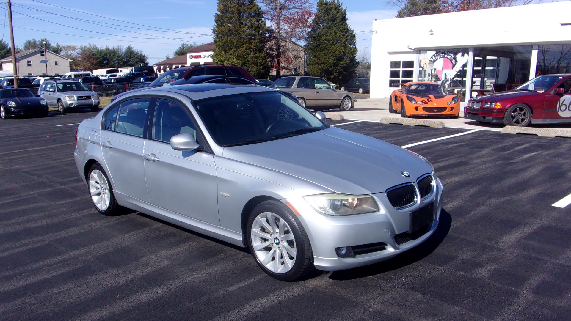 2011 BMW 3 Series 328i's photo
