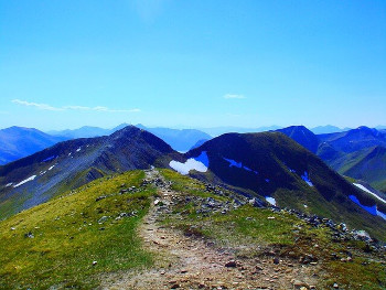The Grampians スペイ川の源流はグランピアン山脈北方のスペイ湖