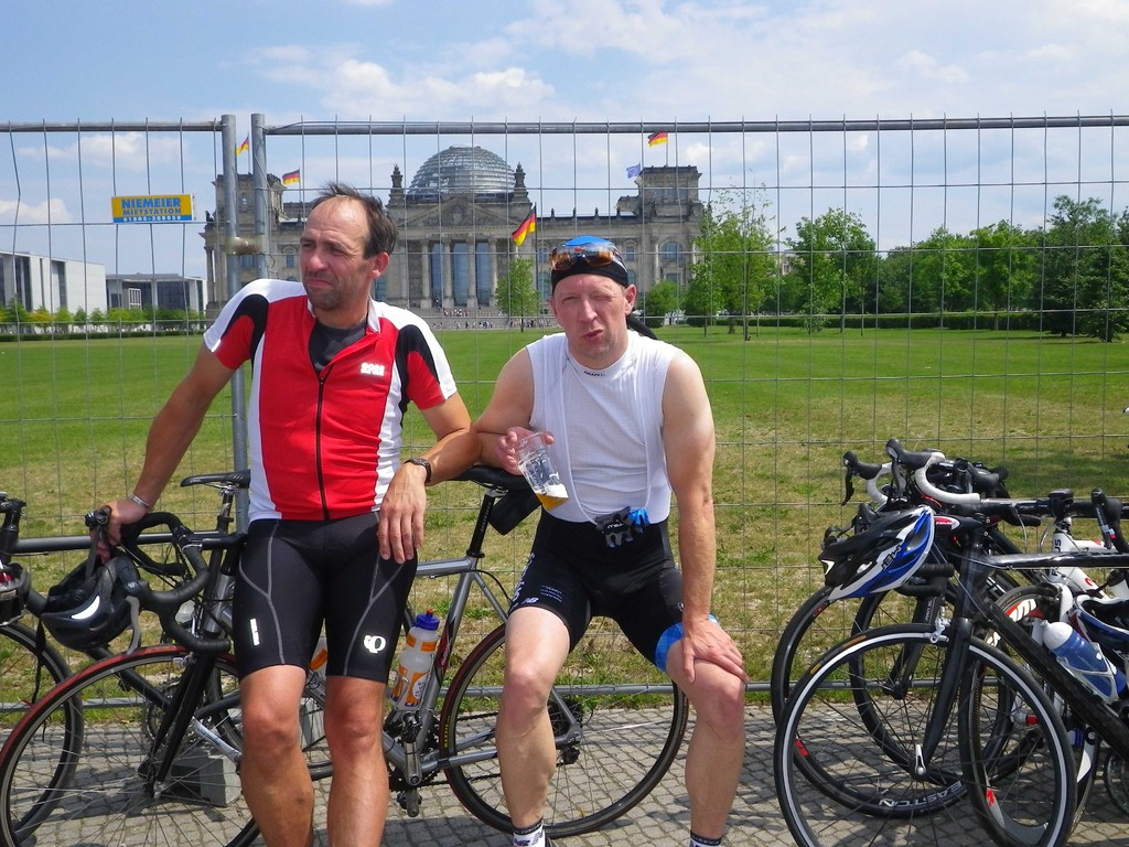 und vor dem Reichstag...