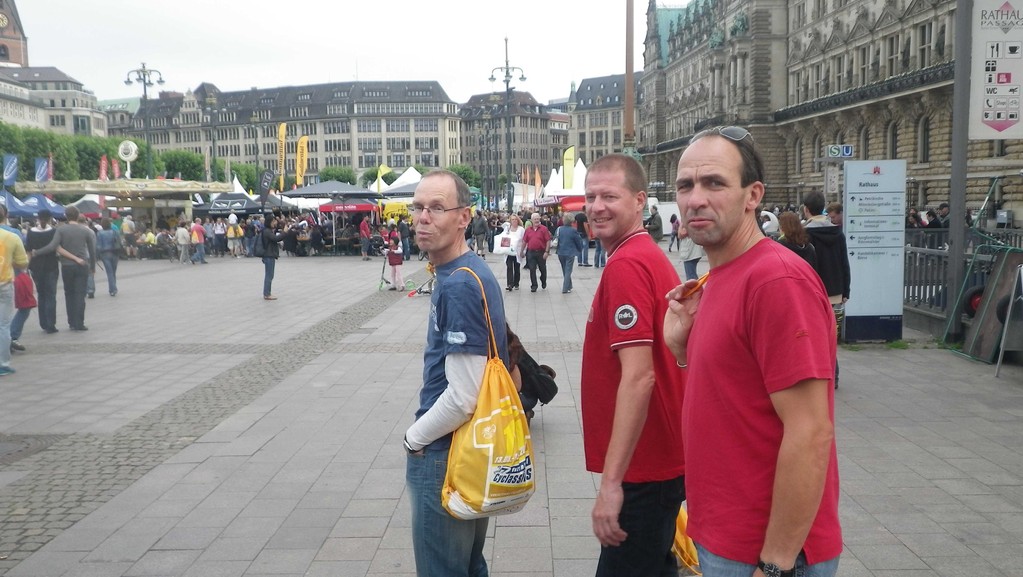 Messe an der Binnenalster darf natürlich nicht fehlen. Viele schicke Räder.
