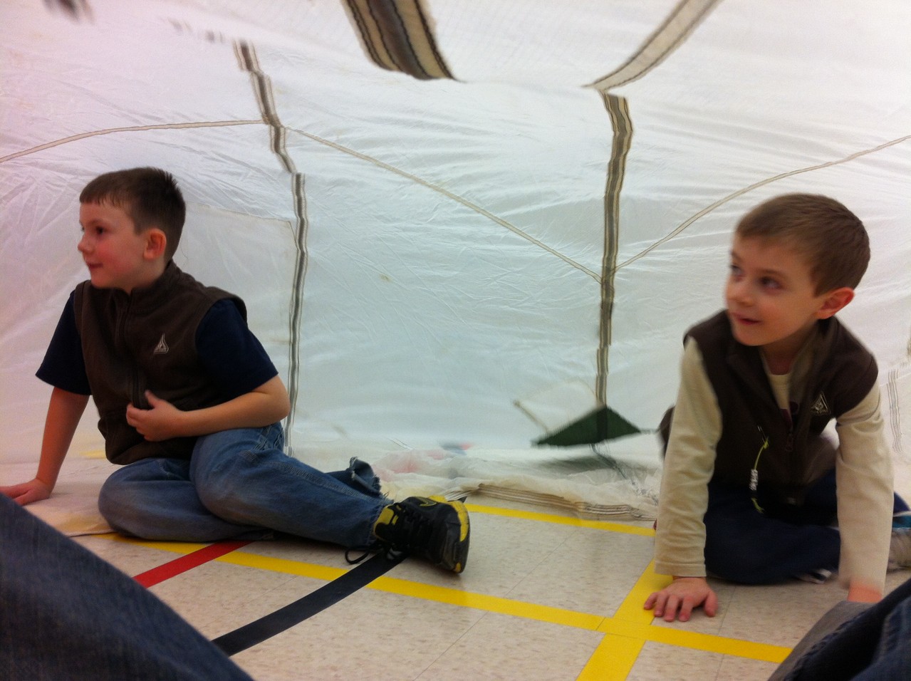 Simulating a Mushroom with a Parachute - - Nov. 21, 2012