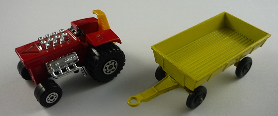 TP 2A - 25B Mod Tractor rot und 40C Hay Trailer gelb ohne Gatter