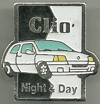 Clio Night&Day : Base chromée / 25x25 