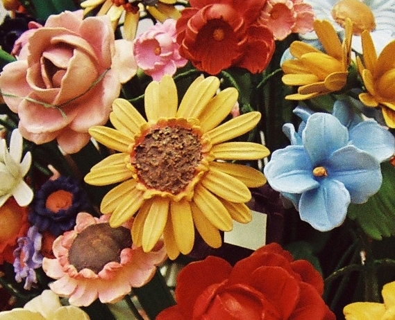 Sommerblumenstrauß - Farbig gefasstes Holz, 135 cm