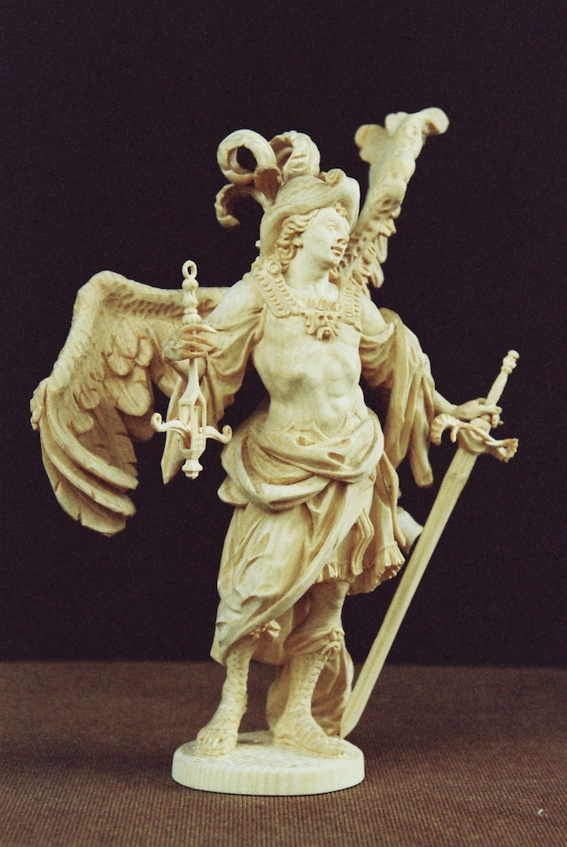 Erzengel Gabriel - Zirbelkiefer, 20 cm