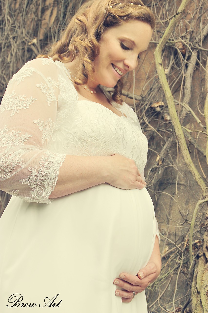 #lustige_Hochzeitsfotos_schwangerschaft_Babybauch